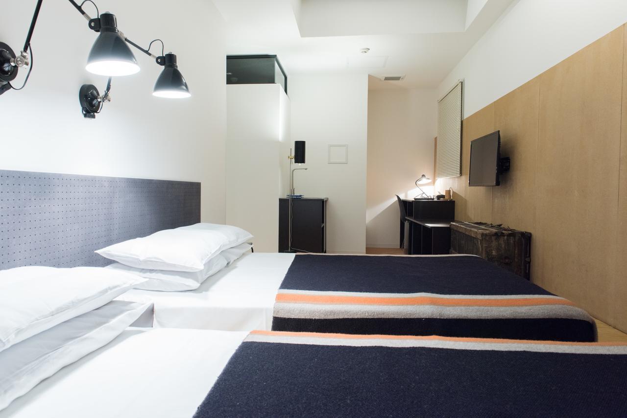 Earthmans Dotombori Hotel Osaka Exterior photo