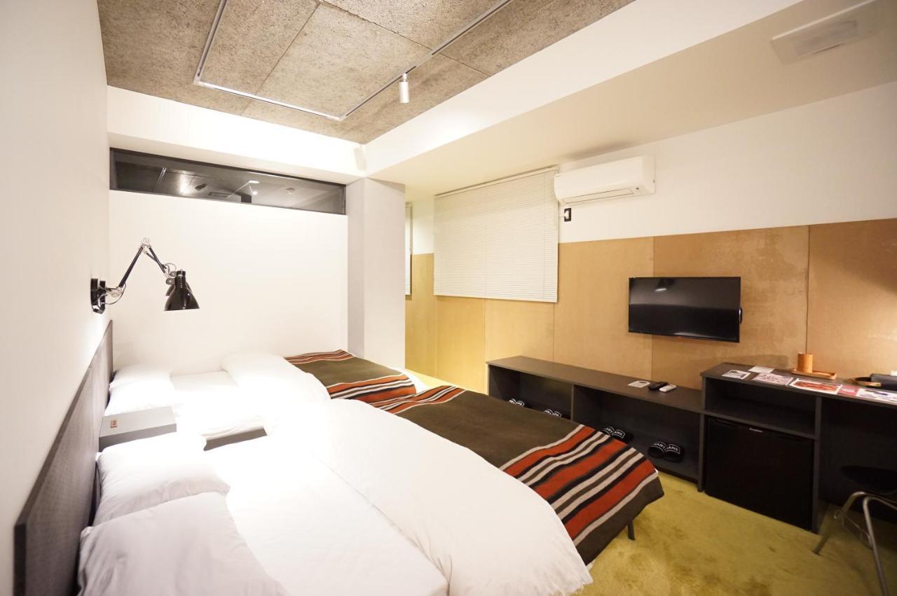 Earthmans Dotombori Hotel Osaka Exterior photo